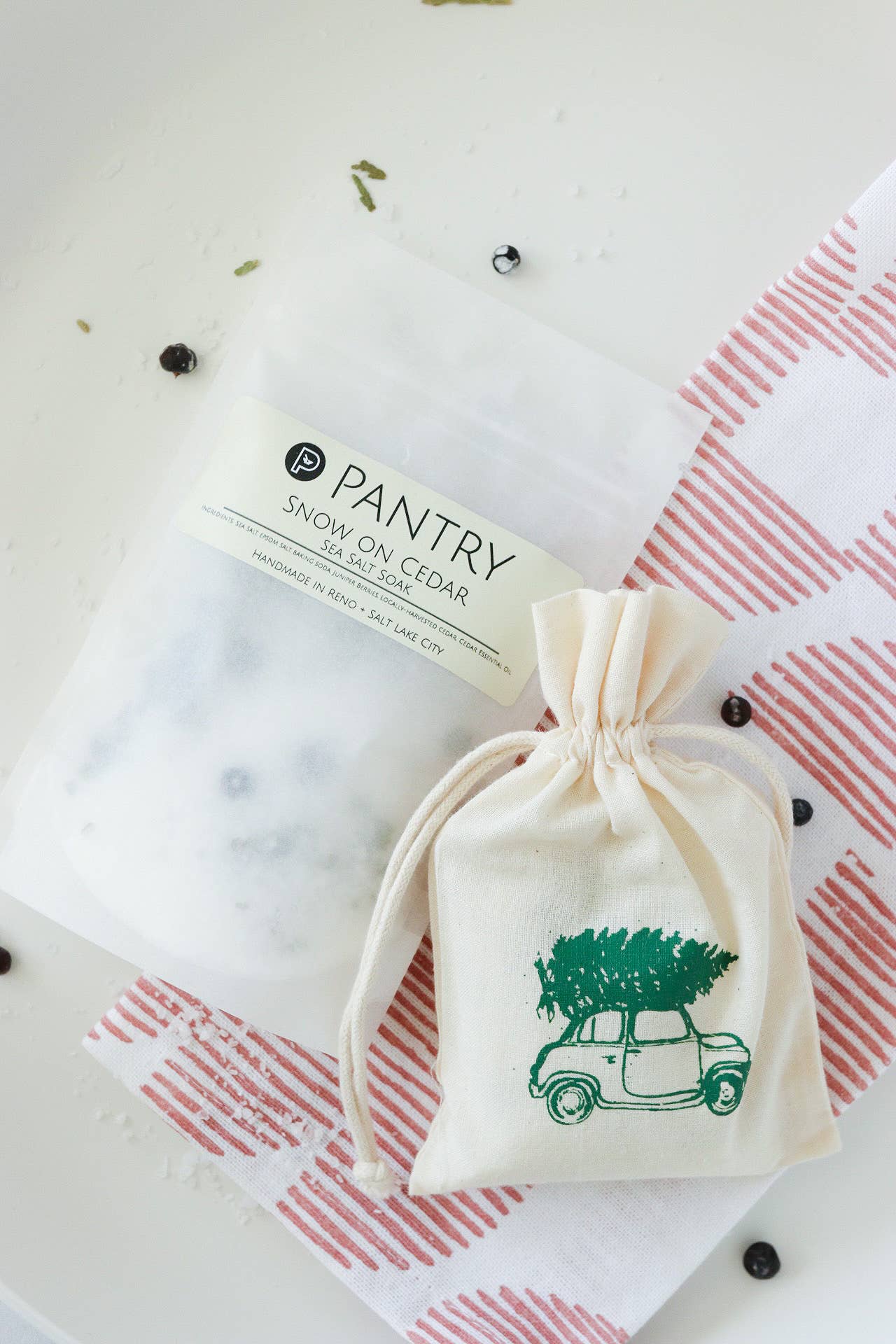 Snow on Cedar Sea Salt Soak - Cedar + Juniper Bath Salts